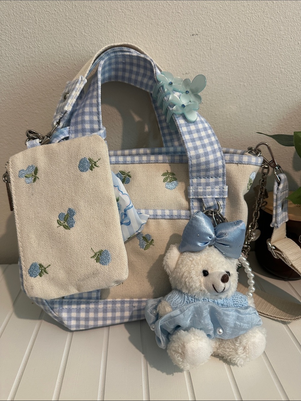 Madden Girl Blue Hydrangea Teddy Mini Tote NWOT
